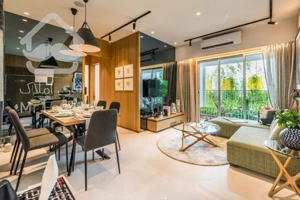 نیاوران١٦٠متر٣خ{طبقات بالا+تراس+مشاعات +روف}