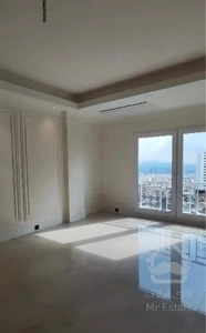 ۱۴۰ متر نوساز ۳ خواب نیاوران ۲ جهت نورمستقیم