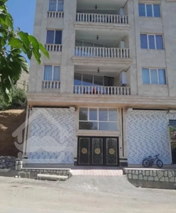 امامه بالا آپارتمان ۱۳۰ متر رهن و اجاره