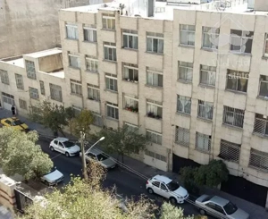 اپارتمان ۸۰ متر دو خواب افتابگیر ویو ابدی غرق نور