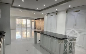 ۱۸۱متر / ویو ابدی / بالای میدان مهران / ۲پارکینگ