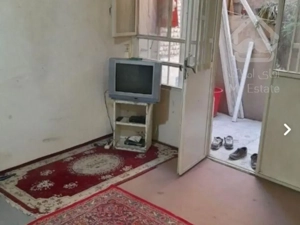 فرحزاد/خ تبرک/۵۵ متری/همکف راه جدا/ حیاط مستقل