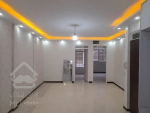 آپارتمان۶۵ متری/دوخوابه/طبقه هم کف/دارای حیاط اختصاصی/آذربایجان،خوش