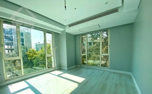 نیاوران باهنر  165متر  ویو کل شمال   مدرن