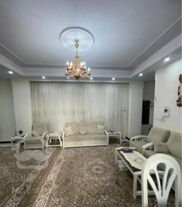 آپارتمان۸۵متر۲خ/طبقه سوم/غرق نور/تکواحدی/دوم سندی