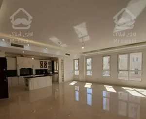 ۱۴۰ متر  ۳ خواب  طبقه پنجم  ( پونک ، سردار جنگل )