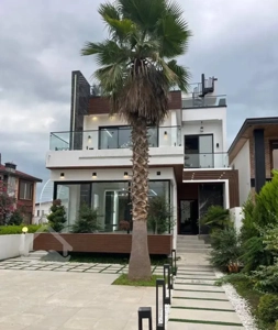 ویلالاکچری سیاهرود۴۵۰متری/باسند۶دانگ استخر داخلی