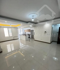 ۹۸متری/کرمان/فول/کلید نخورده/خوش نقشه