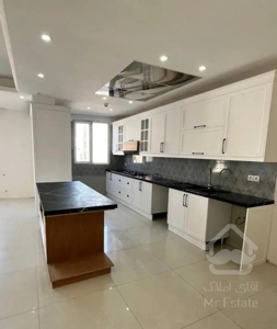 فروش آپارتمان ۱۴۱ متری/۳ خوابه/نوساز/خوش نقشه