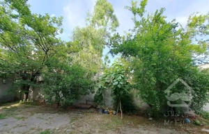 اجاره مسکونی ویلایی حیاط دار