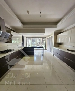 فرشته کوهیار ۳۷۰ متر،چهار خواب ، دو پارکینگ