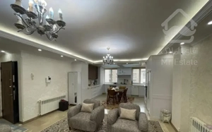آپارتمان ۱۰۰ متر/۲ خواب/چهارباغ شرقی
