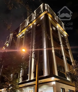 ۱۴۰متر ۳خ/آکواریوم ۳نبش/سهروردی شمالی/مشاعات دار