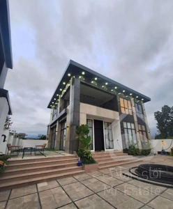 فروش ویلای ۴ خواب  چشم انداز بی‌نظیر