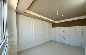 فروش آپارتمان ۱۴۵ متری سه‌خوابه نوساز طالقانی شرقی