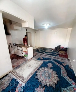 ۸۳ متر*پارکینگ دار*تک واحدی