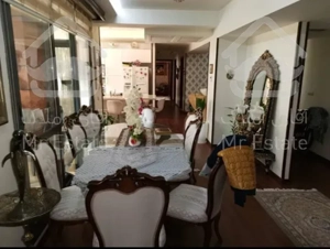 آپارتمان ۲۲۹ متر برج باغ نیاوران