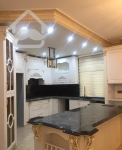 ١١٥ متر آپارتمان آجودانیه قدروسهم دار