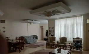 ۱۰۰ متری دو خواب فلکه اول تهرانپارس