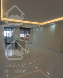 ۱۳۰ متر سه خواب نوساز خیلی شیک