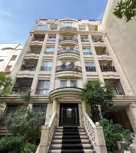 ۱۵۵متر ۳خواب کامرانیه شمالی/تک واحدی/غرق نور آفتاب