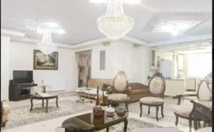 فروش آپارتمان آپارتمان در فرعی دنج و خلوت و سرسبز