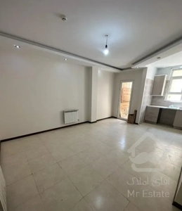 55متر تکخواب  نوساز   فول  سالن‌پرده‌خور غرق نور