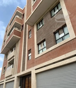 فروش آپارتمان کلید نخورده واقع در کاشانی