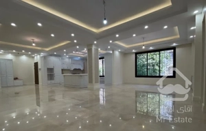 160متر3خواب//درقلب منطقه 5سازمان برنامه