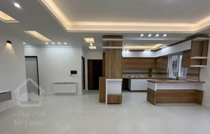 *املاک قلب شهر *آپارتمان 100متری/تک واحد/آسانسور