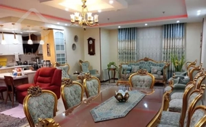 ملک دو بر جنوبی جهت واحد جنوب غرق در نور