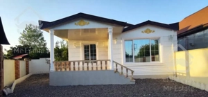 ویلای ۲۲۰ متری سند دار خشکبیجار