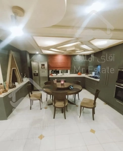 170 متر اپارتمان ۳ خواب ۲ پارکینگ / زعفرانیه