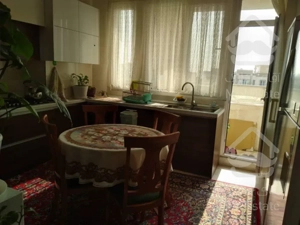 93 متر ، چهار ساله ، ویو فضای سبز