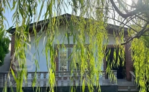 ویلا باغچه همکف 150 متری شهرکی سندتک‌برگ