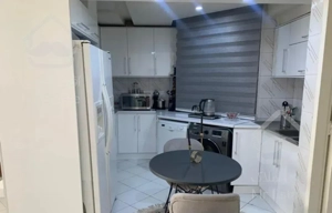 ۹۰ متری // تاپ لوکیشن // نورگیر