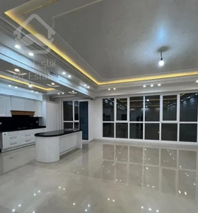 ۱۳۶ متر ۲ خواب / ویلایی شهرک بهاران / شاهدها