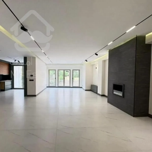 نیاوران(۳۰۰متر جمشیدیه)*زیر قیمت منطقه *تک واحدی