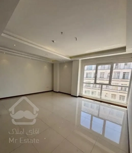۱۳۷ متر ۳ خواب / ورودی لابی شیک / رو به افتاب