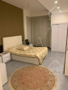 ٢٢٠ متری برج کوه نور کامرانیه