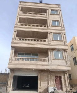 واحد ۲۰۰متری لوکس با قیمت مناسب