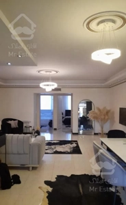 ۹۲متری ۲خوابه نورگیر