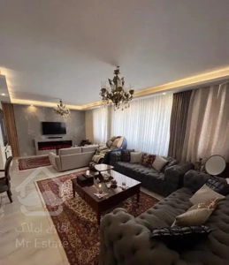 آپارتمان ۱۳۰متر ۳خواب ظفر/کاملا بازسازی شده