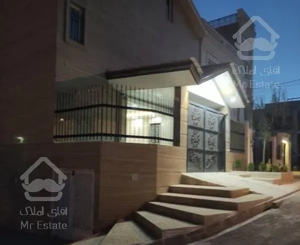 ویلا در مرتفع  نقطه فاز ۳ پردیس