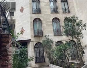 آپارتمان.۷۶متر.دوخوابه.حیاط دار تاپ لوکیشن