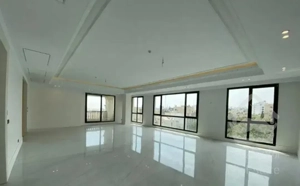 ۳۳۰ متر / ۴ خواب / ۴ مستر / مشاعات دیدنی
