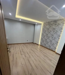 اپارتمان ۳ خواب/تاپ لوکیشن مشتاق ۲دوم/