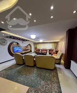 آپارتمان 177متری.کازرونی.دوطرف نور