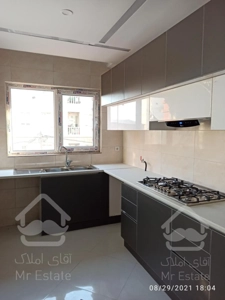 ۹۳ متری/روف گاردن/ سوپر لاکچری/ نوساز