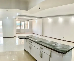 صرافها‌شمالی، ۱۴۰م، سونا استخر جکوزی